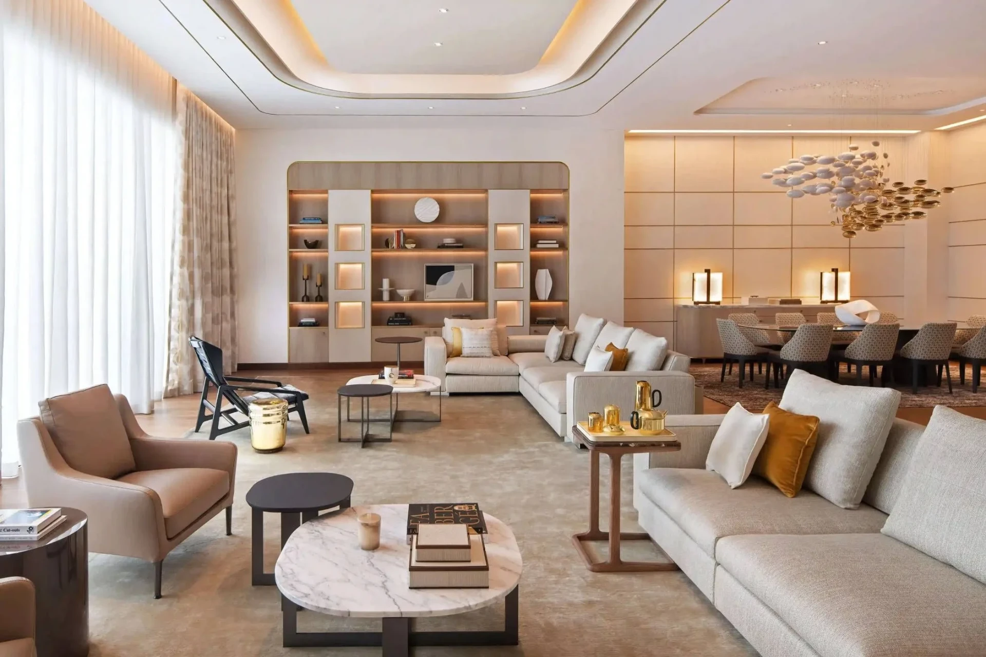 Séjour et salle à manger d’un appartement Four Seasons DIFC
